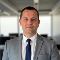Alex Alferov @ Vinten Immigration