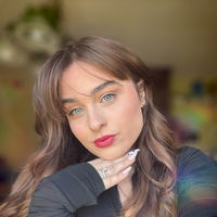 Rilee Astraea | Neurosomatic Practitioner & Autistic Mystical Artist