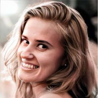 Karolina Swacha | Boonified.com